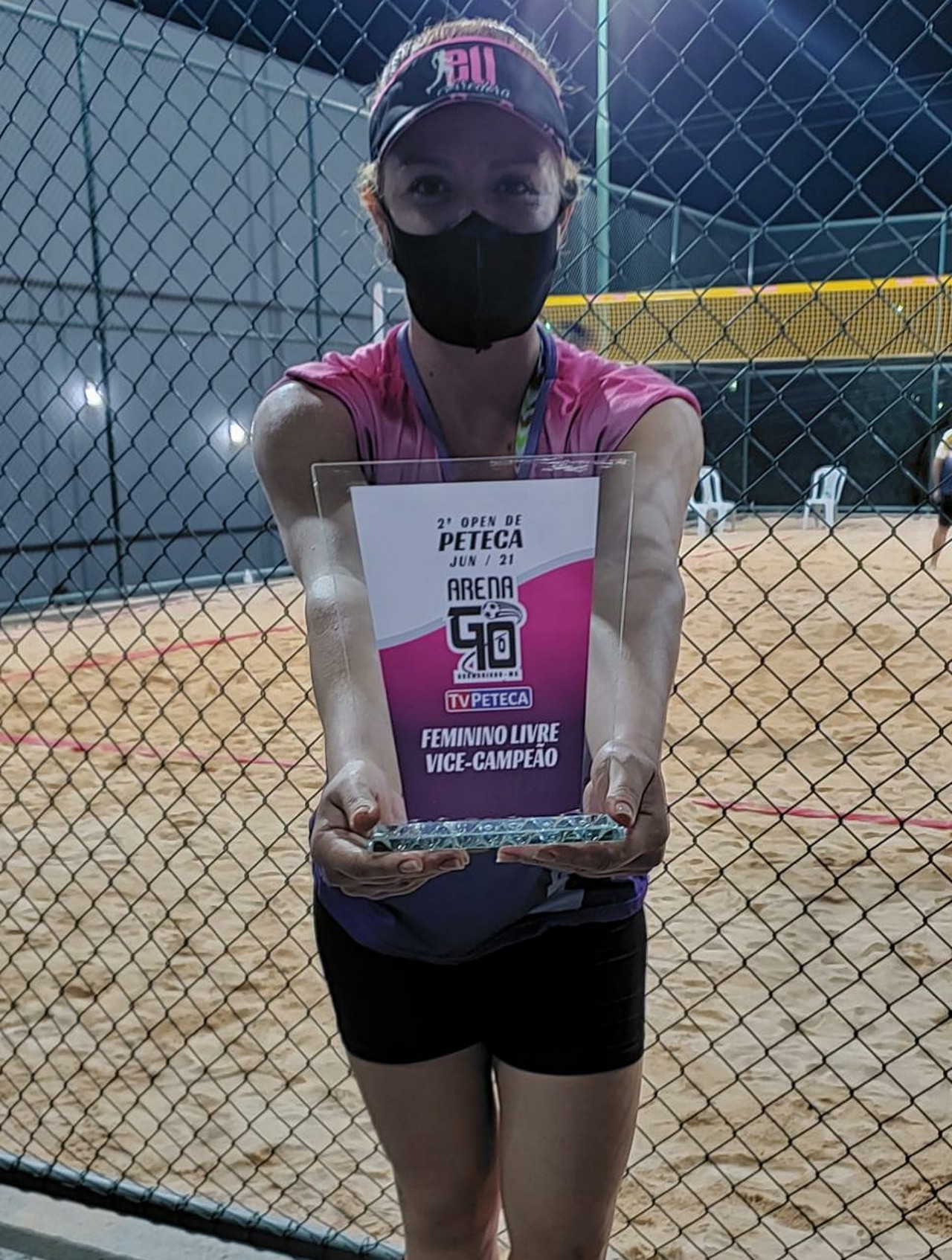 Atleta do CBH desponta na peteca de areia