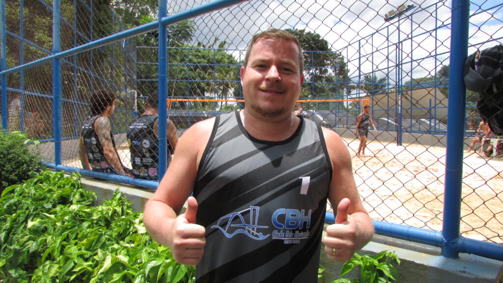 Thiago Carvalho (Russo), atleta de futevôlei do Clube Belo Horizonte