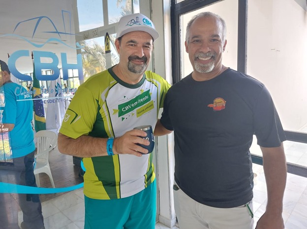 Diretor de Comunicação e Tecnologia, Elmo Ávila e o narrador da Mineiríssima Web Rádio, Renato Gonçalves.