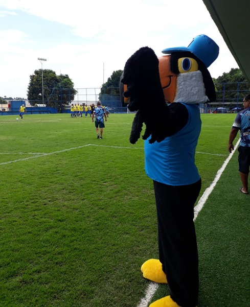 Nosso mascote prestigiando os jogos