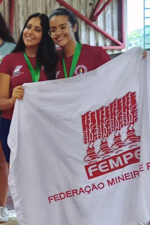 Larissa e Izadora, atletas do CBH, vice-campeãs na categoria 13-16 anos