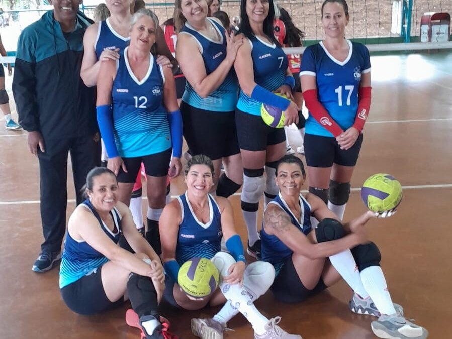 CBH é vice-campeão no Torneio de Vôlei Feminino 50+