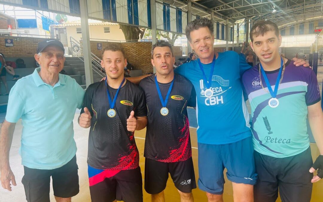 Torneio Pais e Filhos de Peteca no CBH