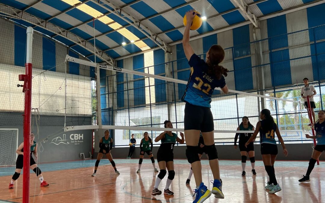 Amistosos de Vôlei Sub-15: vitórias e torcida animada