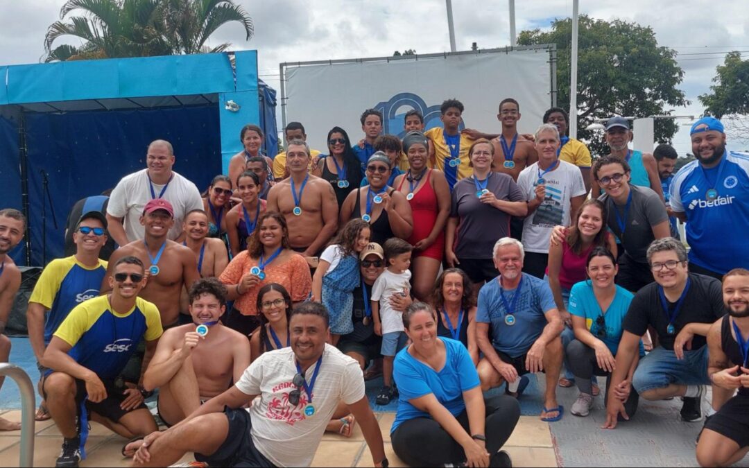 Festival de Natação reúne atletas e famílias