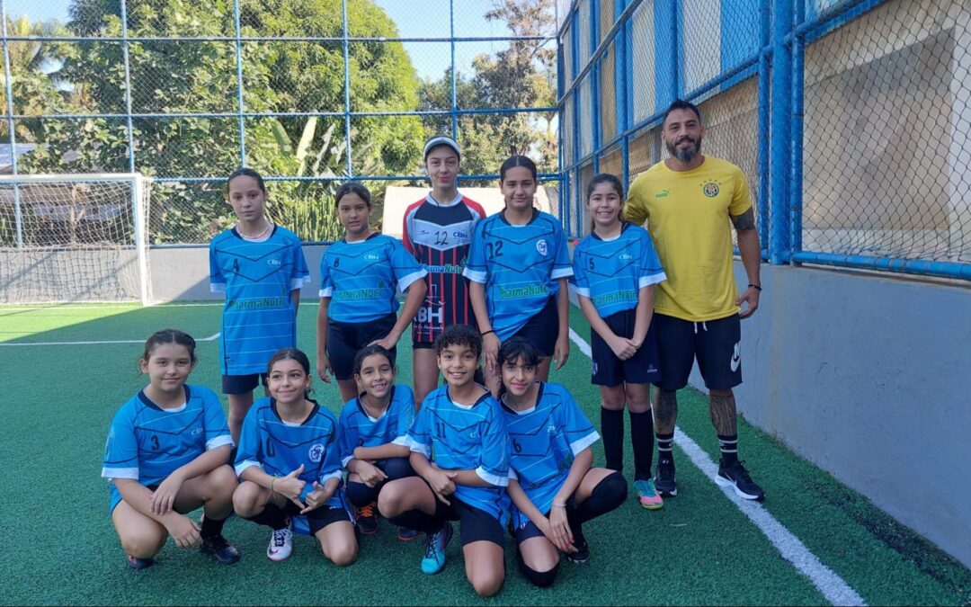 Estreia do futebol feminino: CBH vence Castle City