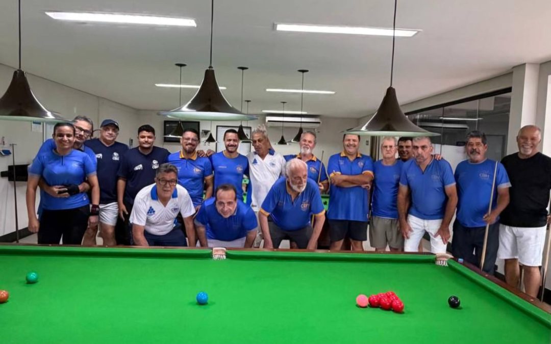 Torneio Início de Sinuca Six Red